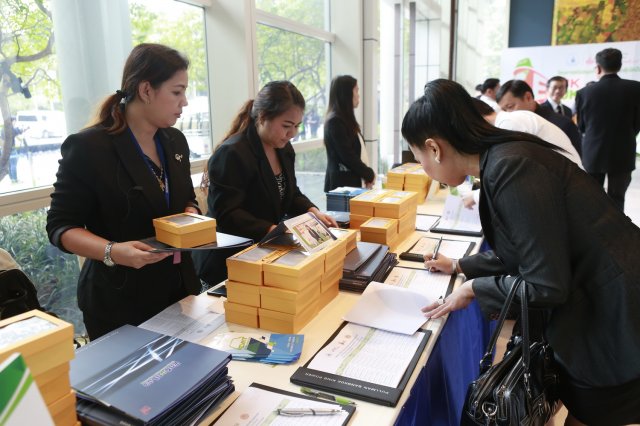 ภาพบรรยากาศงานเปิดตัวโครงการรถตุ๊กตุกไฟฟ้าฯ ชุดที่2