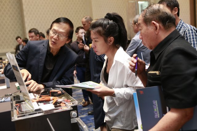ภาพบรรยากาศงานเปิดตัวโครงการรถตุ๊กตุกไฟฟ้าฯ ชุดที่2